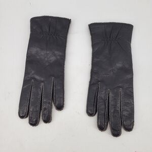 Fownes Elegant Black Leather Gloves